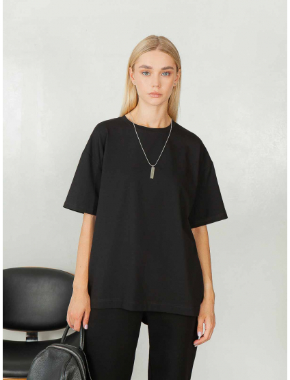 Картинка Футболка чорна